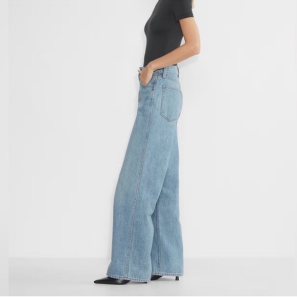 Aritzia Denim Forum The '90s Wide Jean High Rise 29 NWOT - Picture 3 of 8